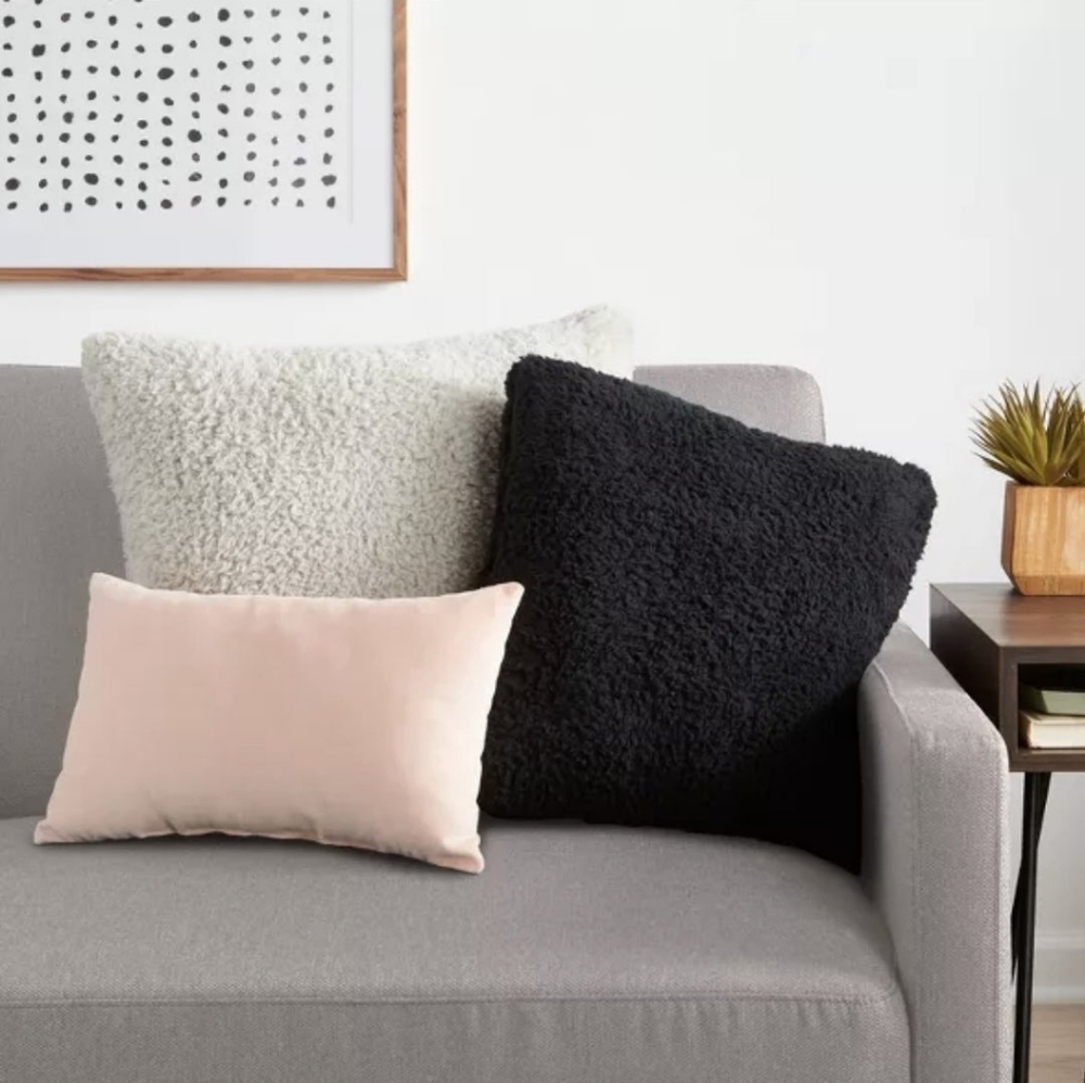 Velvet Lumbar Pillow